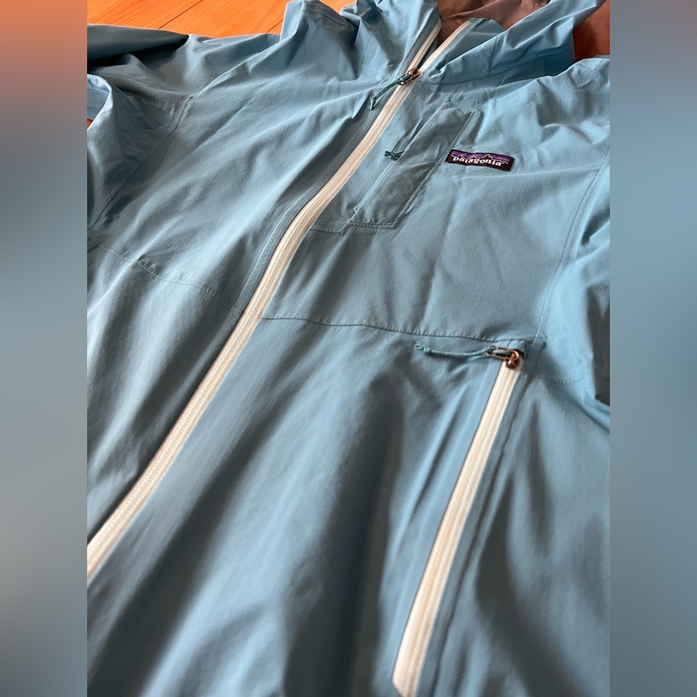 Lightweight Rain/Wind Jacket - image 2